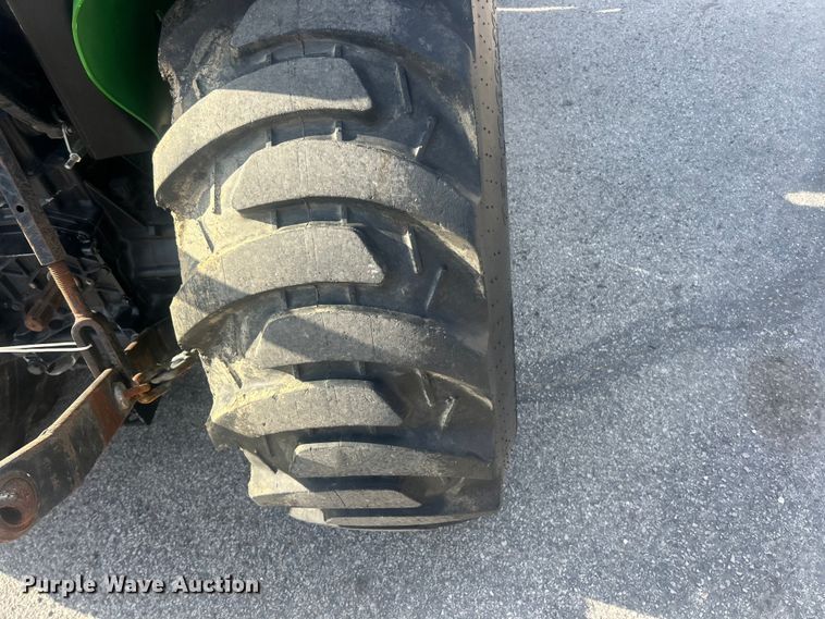 image for item FC5288 2018 John Deere 3038E MFWD tractor