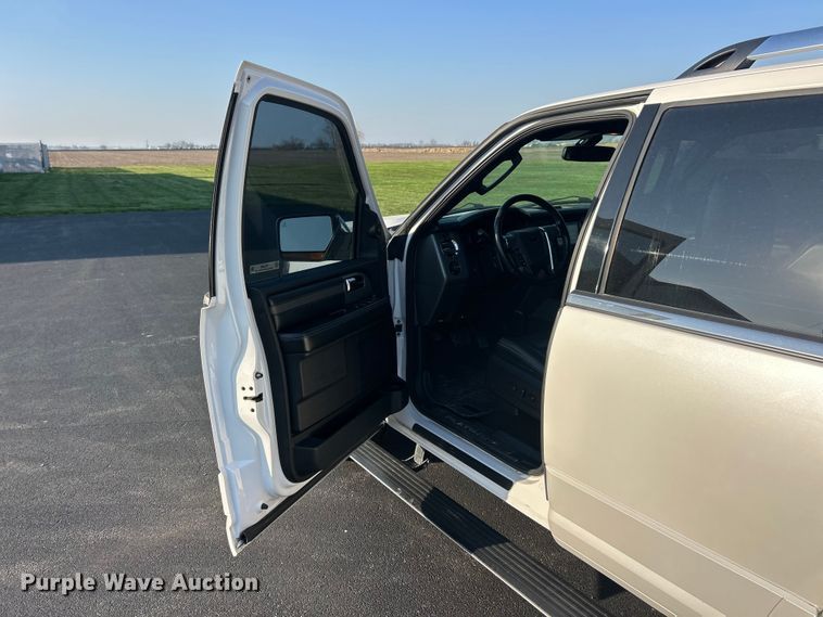 image for item FC5289 2016 Ford Expedition  SUV