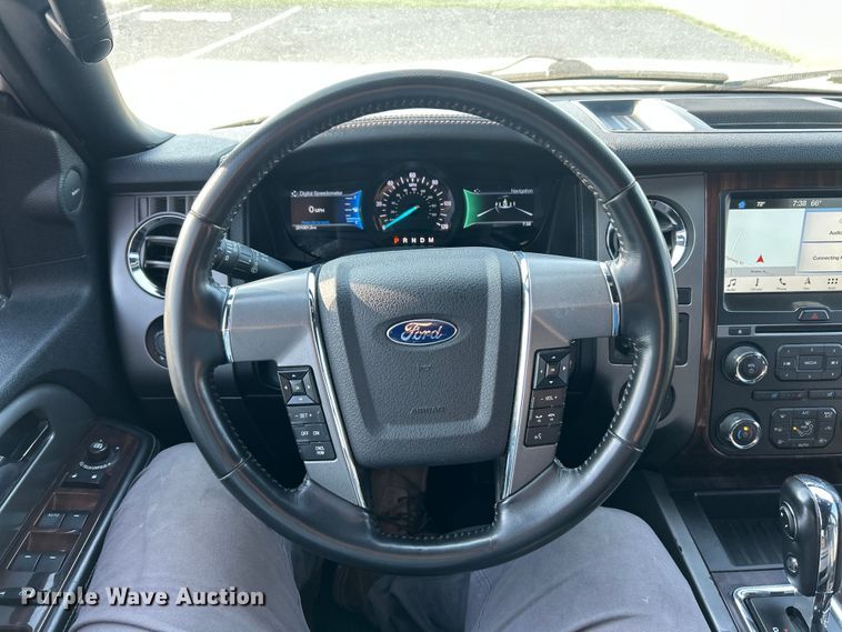 image for item FC5289 2016 Ford Expedition  SUV