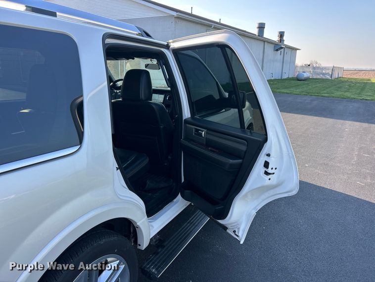 image for item FC5289 2016 Ford Expedition  SUV