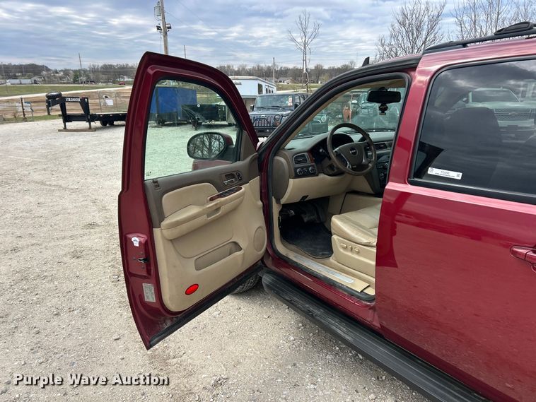 image for item FC5292 2009 GMC Yukon XL SUV