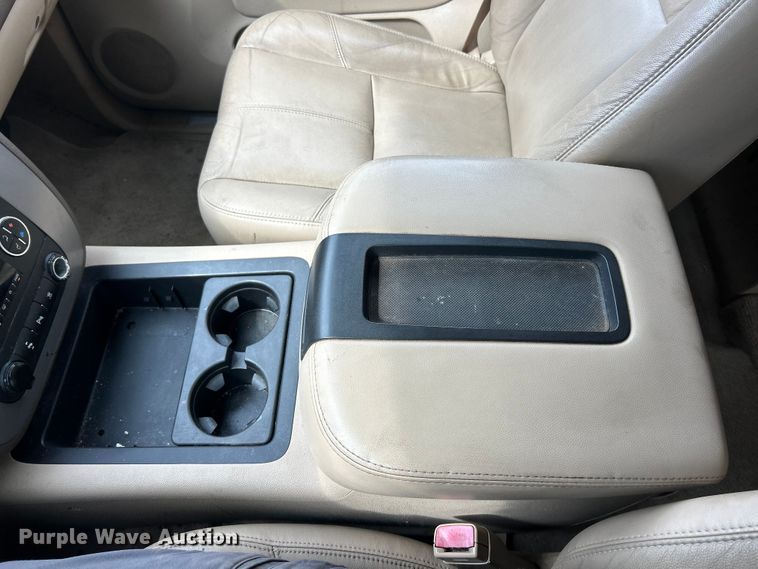 image for item FC5292 2009 GMC Yukon XL SUV