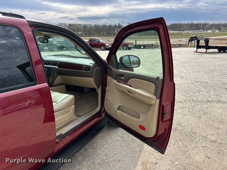 image for item FC5292 2009 GMC Yukon XL SUV