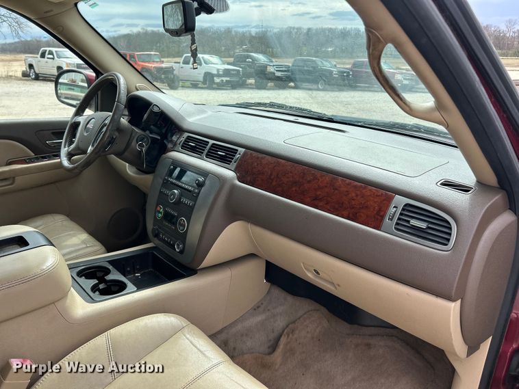 image for item FC5292 2009 GMC Yukon XL SUV