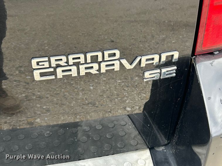 image for item FC5294 2010 Dodge Grand Caravan SE van