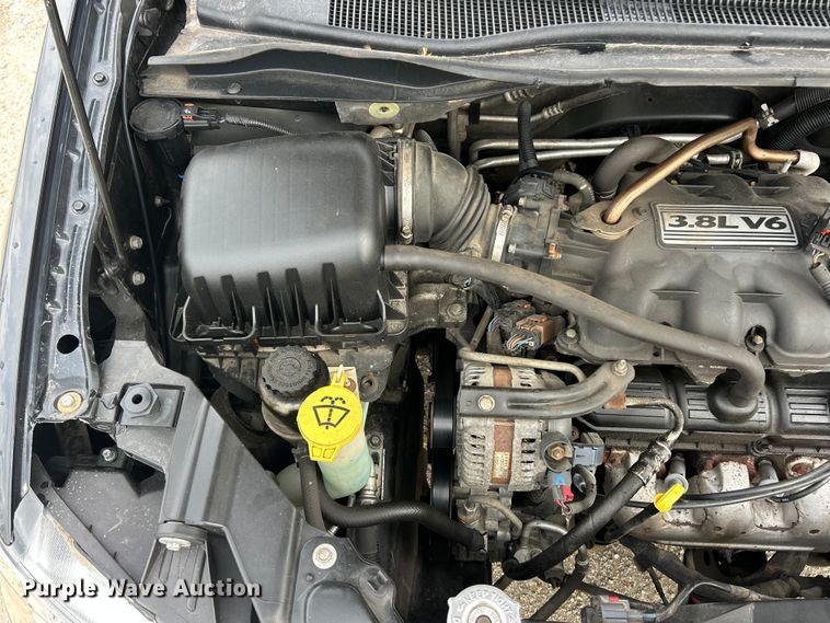 image for item FC5294 2010 Dodge Grand Caravan SE van