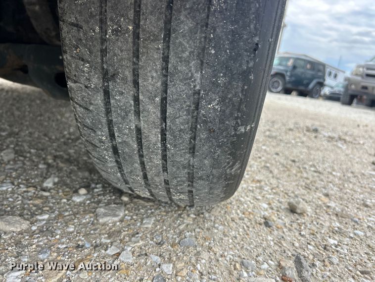 image for item FC5294 2010 Dodge Grand Caravan SE van