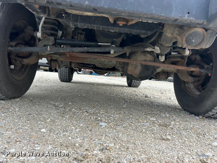 image for item FC5295 2000 Jeep Wrangler Sport SUV