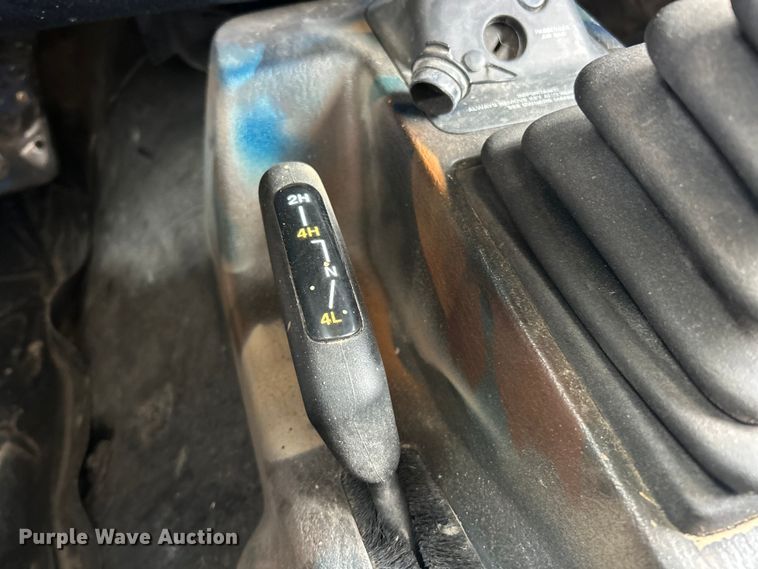 image for item FC5295 2000 Jeep Wrangler Sport SUV