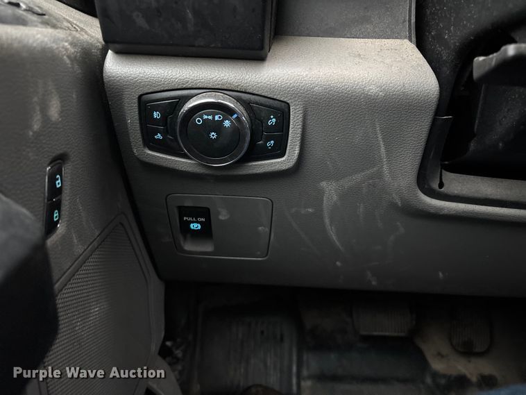 image for item FG0122 2018 Ford F150 pickup truck