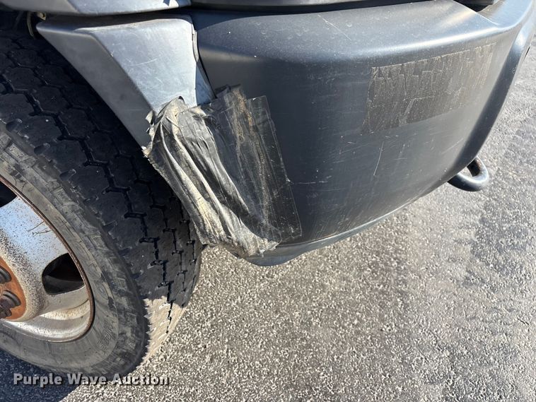 image for item FG0210 2015 RAM 5500 truck cab and chassis