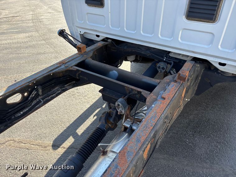 image for item FG0210 2015 RAM 5500 truck cab and chassis