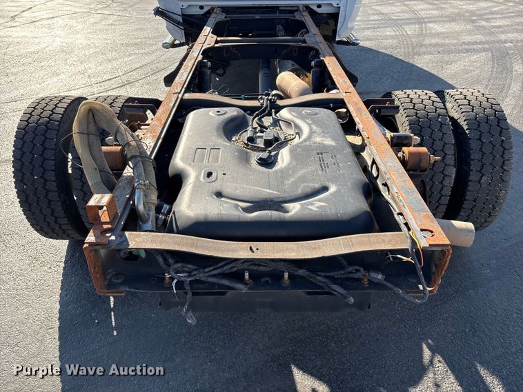 image for item FG0210 2015 RAM 5500 truck cab and chassis