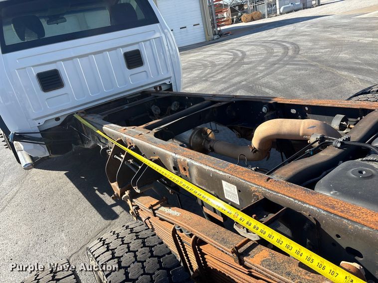 image for item FG0210 2015 RAM 5500 truck cab and chassis