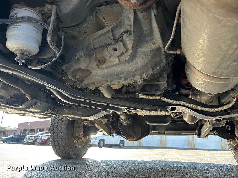 image for item FG0210 2015 RAM 5500 truck cab and chassis