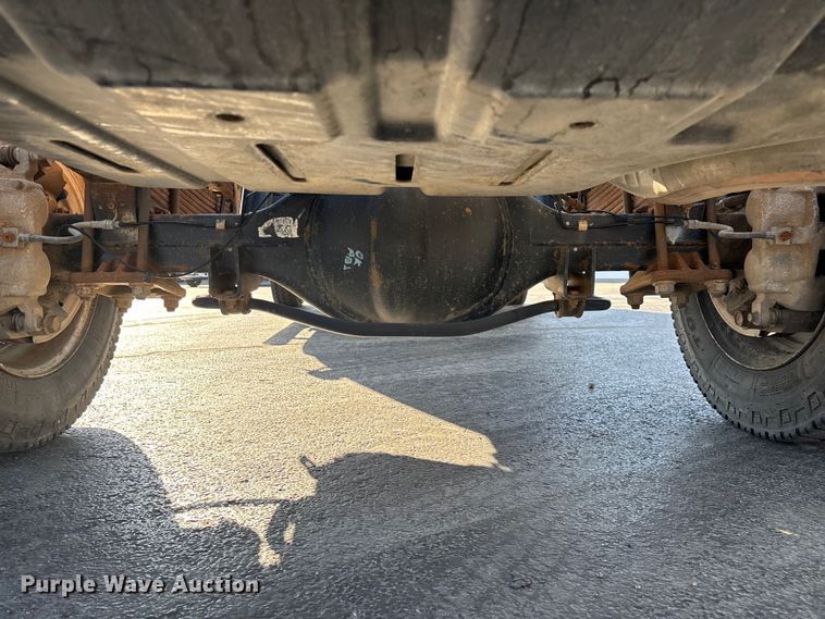 image for item FG0210 2015 RAM 5500 truck cab and chassis