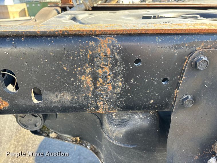 image for item FG0210 2015 RAM 5500 truck cab and chassis