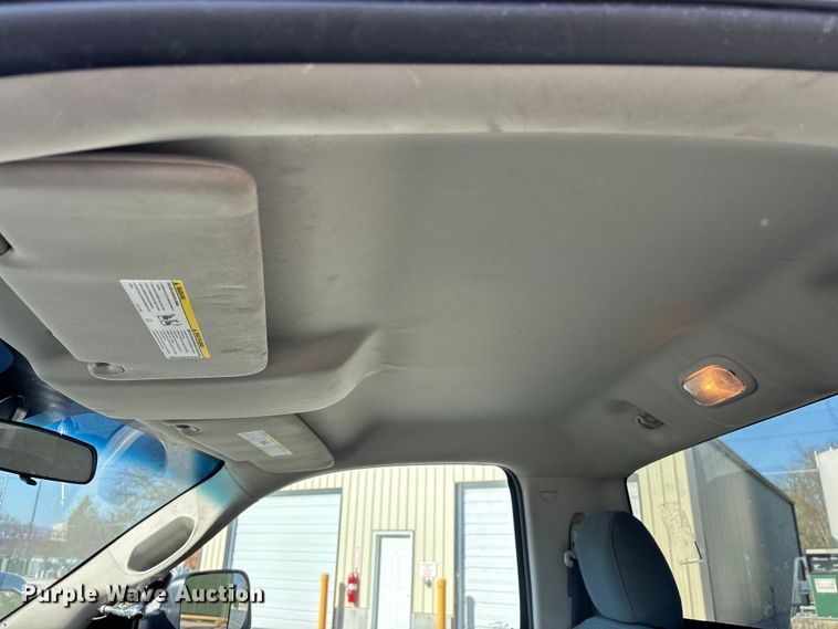 image for item FG0210 2015 RAM 5500 truck cab and chassis