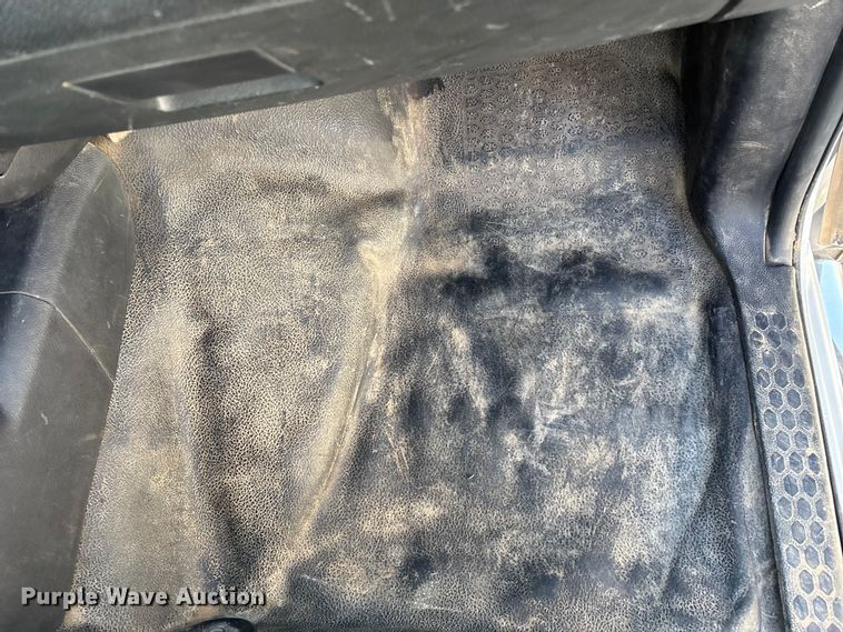 image for item FG0210 2015 RAM 5500 truck cab and chassis