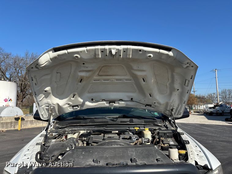 image for item FG0210 2015 RAM 5500 truck cab and chassis