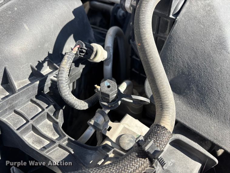 image for item FG0210 2015 RAM 5500 truck cab and chassis