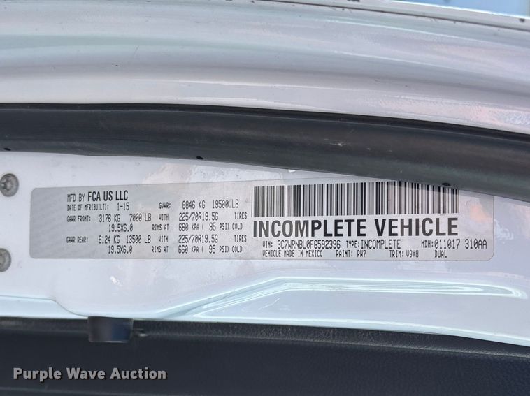 image for item FG0210 2015 RAM 5500 truck cab and chassis