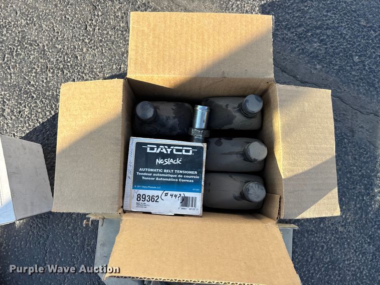 image for item FG0210 2015 RAM 5500 truck cab and chassis