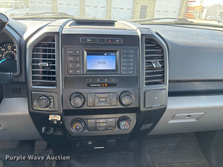 image for item FG0211 2018 Ford F150 pickup truck