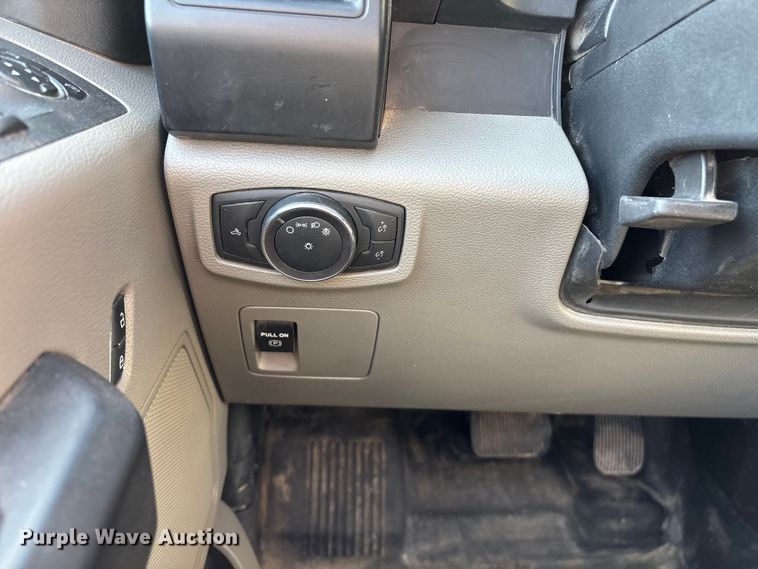 image for item FG0212 2019 Ford F150 pickup truck