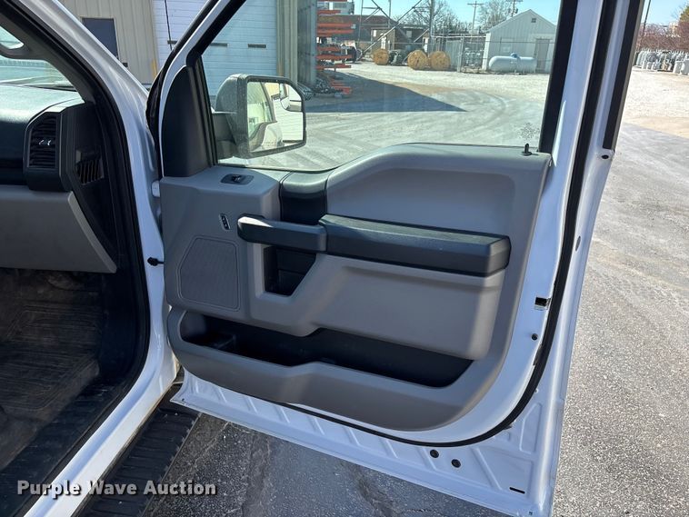 image for item FG0212 2019 Ford F150 pickup truck