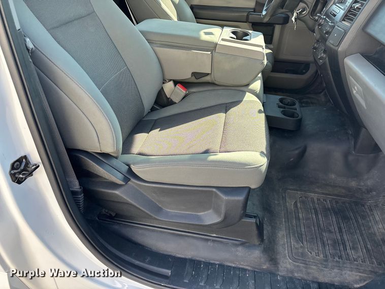 image for item FG0212 2019 Ford F150 pickup truck