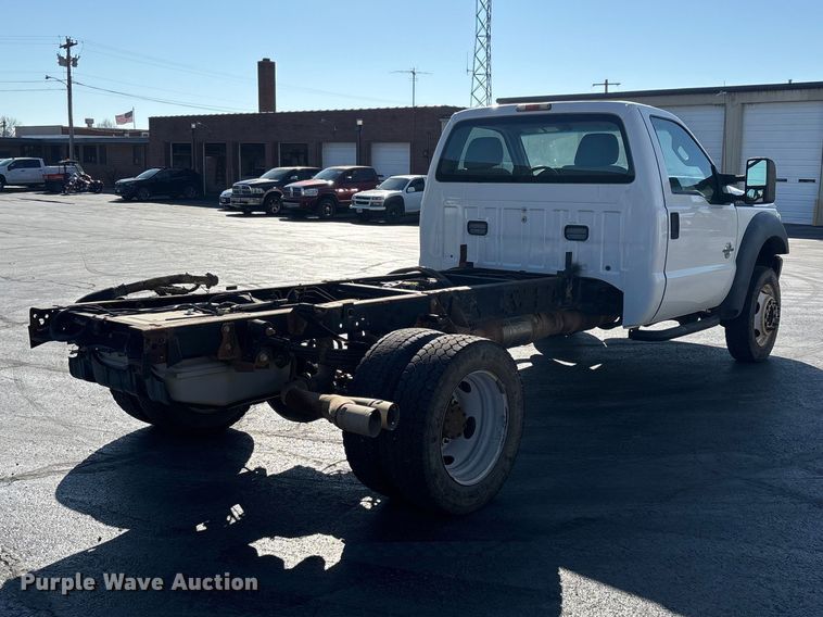 image for item FG0213 2011 Ford F550 Super Duty truck cab and chassis