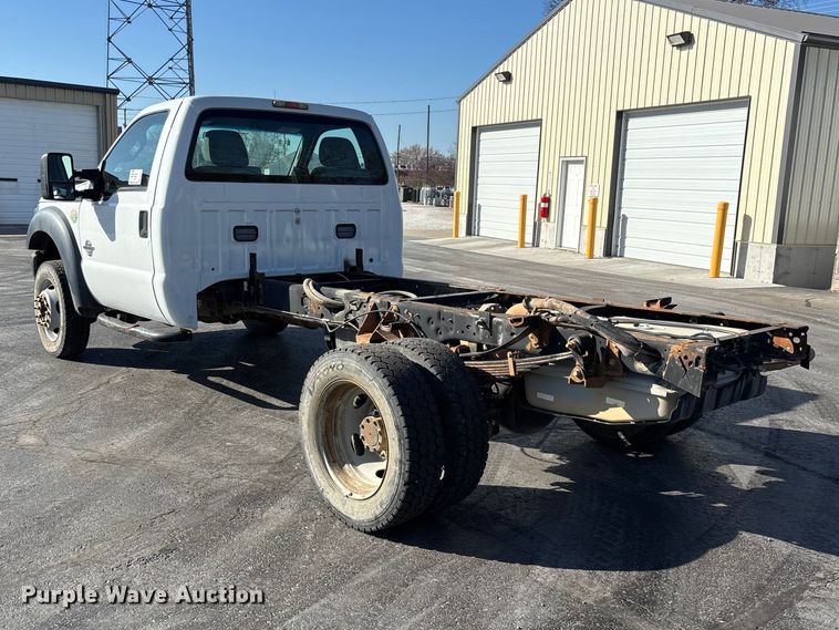 image for item FG0213 2011 Ford F550 Super Duty truck cab and chassis