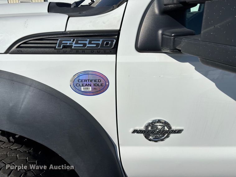 image for item FG0213 2011 Ford F550 Super Duty truck cab and chassis