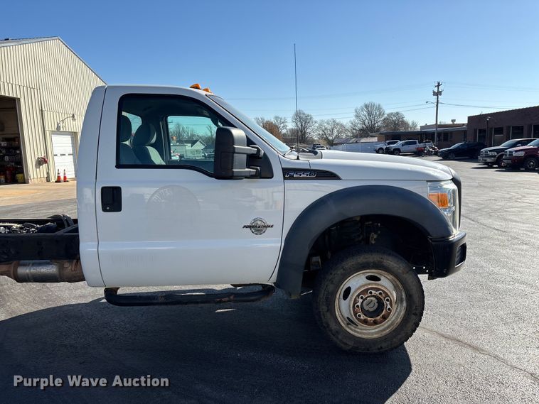image for item FG0213 2011 Ford F550 Super Duty truck cab and chassis