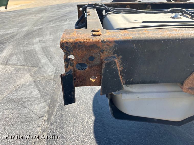 image for item FG0213 2011 Ford F550 Super Duty truck cab and chassis