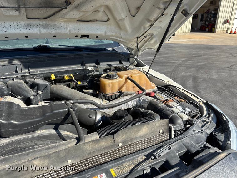 image for item FG0213 2011 Ford F550 Super Duty truck cab and chassis