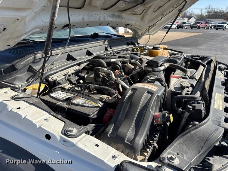 image for item FG0213 2011 Ford F550 Super Duty truck cab and chassis