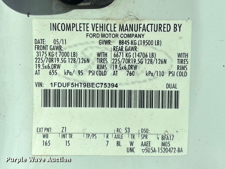 image for item FG0213 2011 Ford F550 Super Duty truck cab and chassis