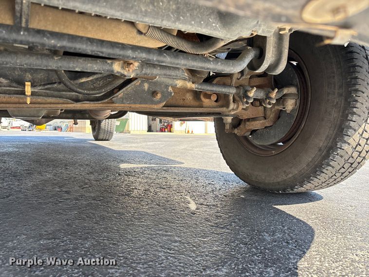 image for item FG0215 2011 Ford E350 Super Duty van