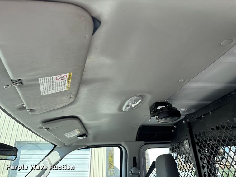 image for item FG0215 2011 Ford E350 Super Duty van
