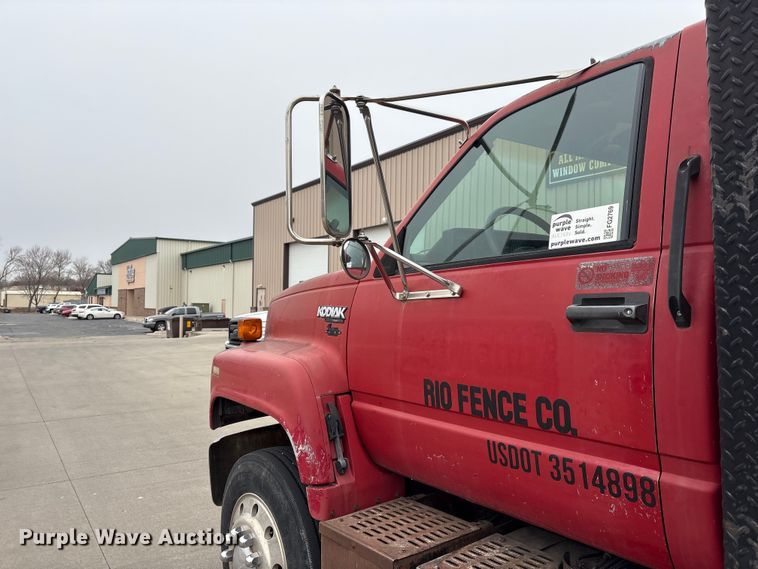 image for item FG2769 1994 Chevrolet Kodiak C5500 flatbed truck