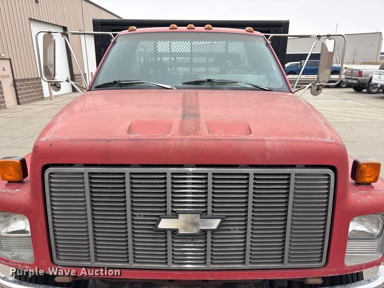 image for item FG2769 1994 Chevrolet Kodiak C5500 flatbed truck