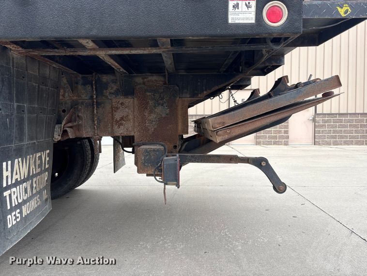 image for item FG2769 1994 Chevrolet Kodiak C5500 flatbed truck