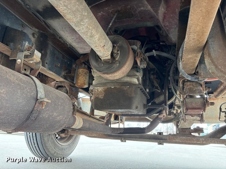 image for item FG2769 1994 Chevrolet Kodiak C5500 flatbed truck