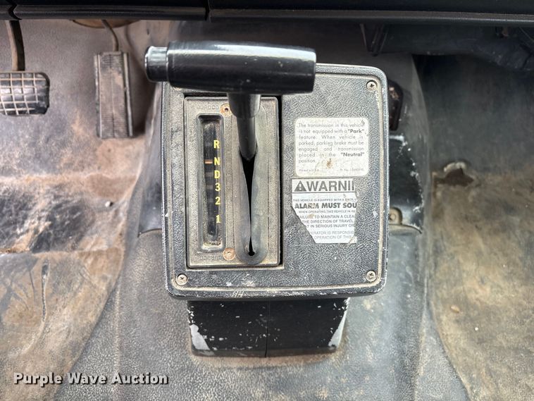 image for item FG2769 1994 Chevrolet Kodiak C5500 flatbed truck