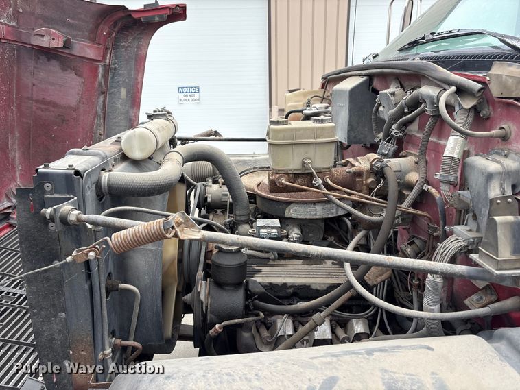 image for item FG2769 1994 Chevrolet Kodiak C5500 flatbed truck