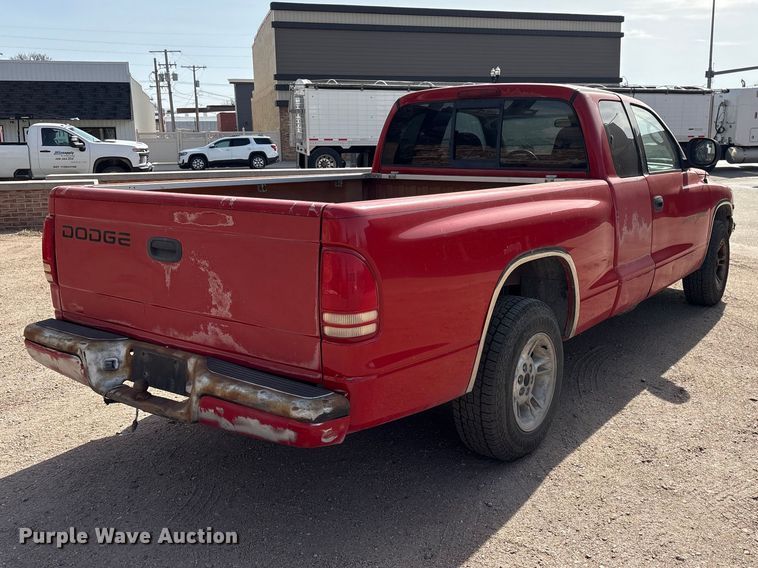 image for item FG2781 2000 Dodge Dakota Ext. Cab pickup truck