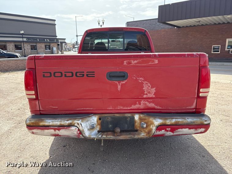 image for item FG2781 2000 Dodge Dakota Ext. Cab pickup truck