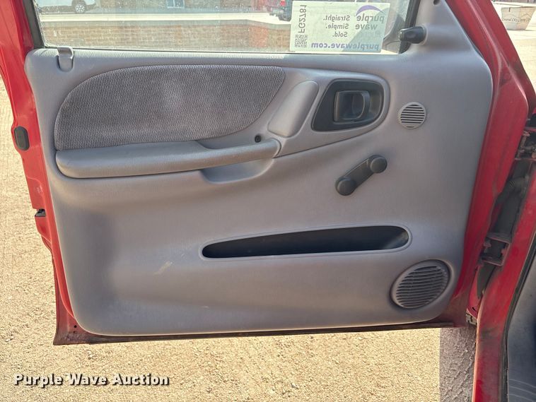 image for item FG2781 2000 Dodge Dakota Ext. Cab pickup truck